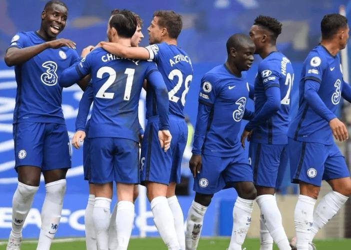 爱游戏网址-包含转折点！切尔西远射贴柱，德甲关键战攻防权衡，态度坚定，临场指挥获称赞的词条